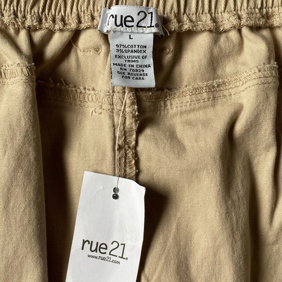 NWT Rue21 Light Tan Cargo Skirt Size L - Picture 7 of 8